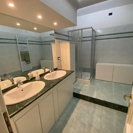 A Casa Di Ale * Γκούμπιο